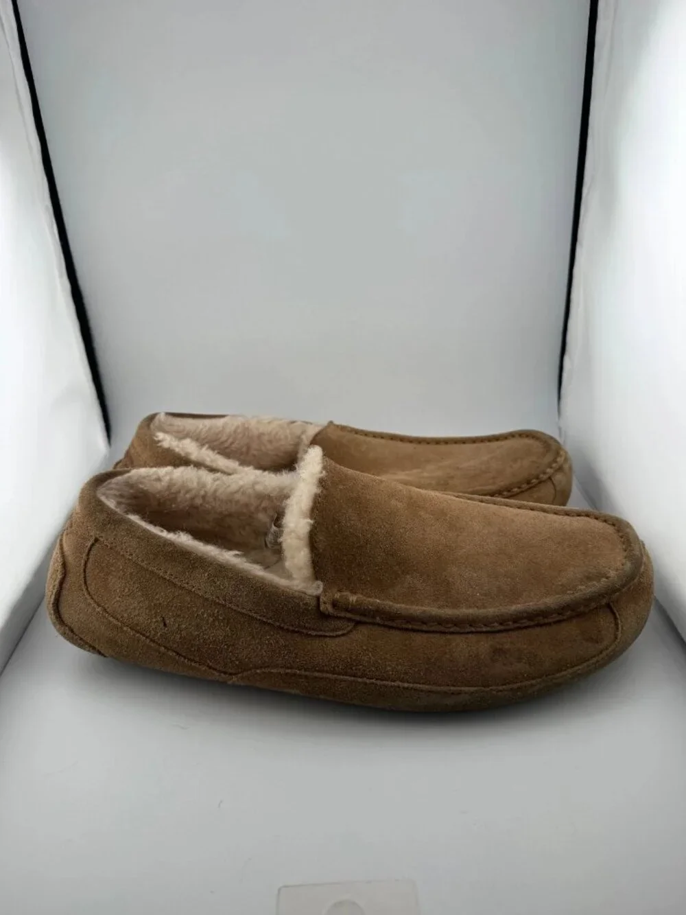 WORN UGG Ascot Slipper Chestnut 1101110-CHE Men's Size 13 No Box